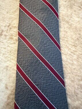 Esquire Tie – Charcoal Gray & Burgundy Diagonal Stripe – 3" Width